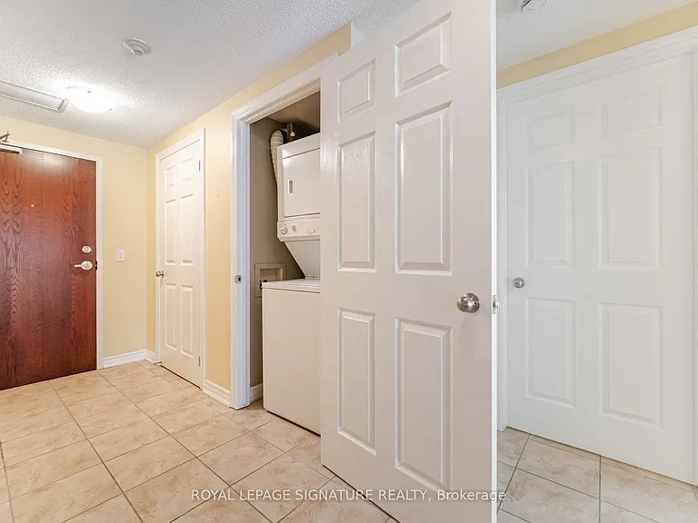47 Caroline St N #307 — Photo 31