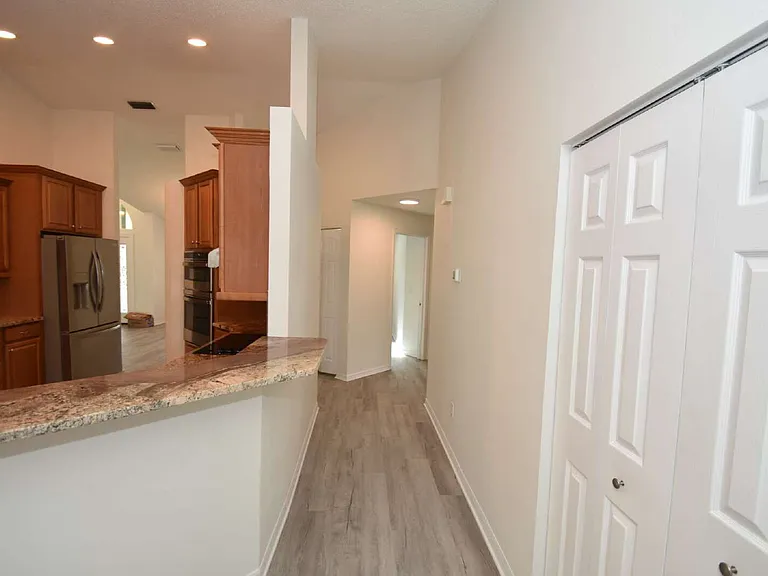 33 Poinsettia Ln — Photo 31