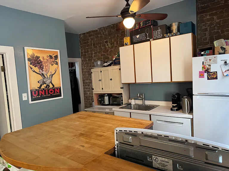 852 W Fletcher St #CH — Photo 6