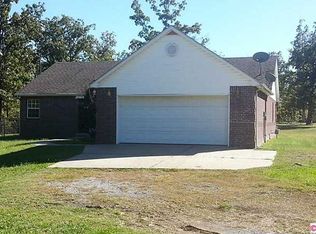 17637 W Stone Chapel Rd, Tahlequah, OK 74464