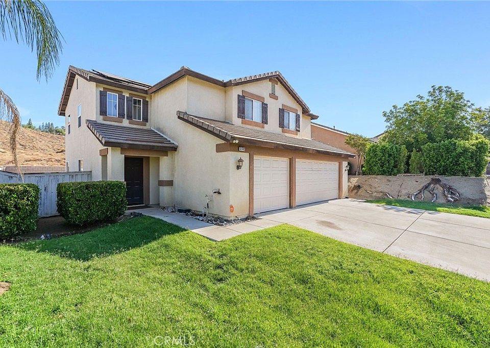 1st image of 31742 Canyon Ridge Dr
