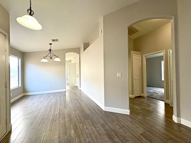 3740 Alliance St — Photo 16