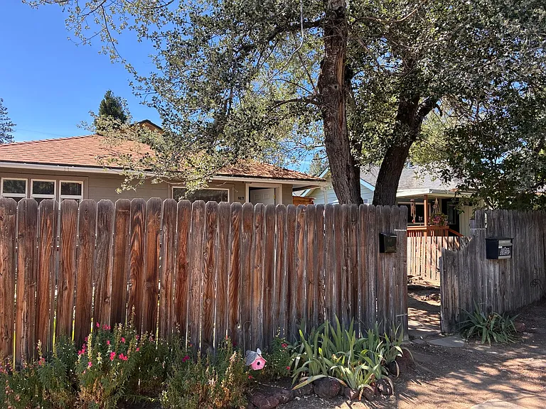 817 NW Federal St — Photo 3