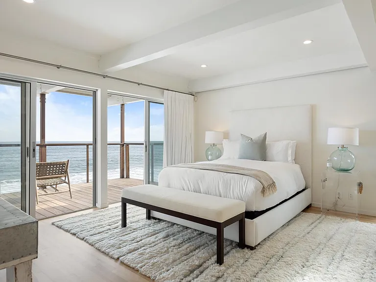 Classic Beach Chic design to create the perfect atmosphere.