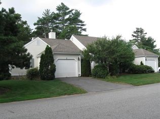 2 Rolling Green Ln #122, Mashpee, MA 02649