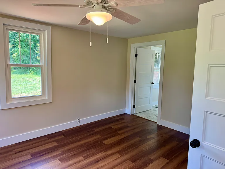 10808 Sam Lee Rd — Photo 4