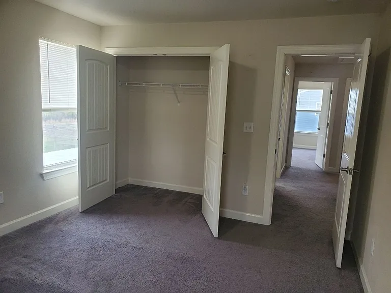 102 Stedman Ln W — Photo 19