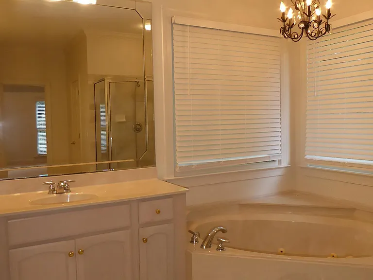 1040 Cole Cir — Photo 18