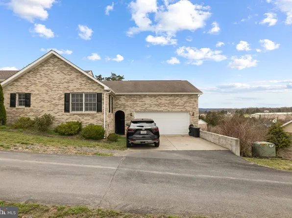 41 Deaken Cir, Strasburg, VA 22657