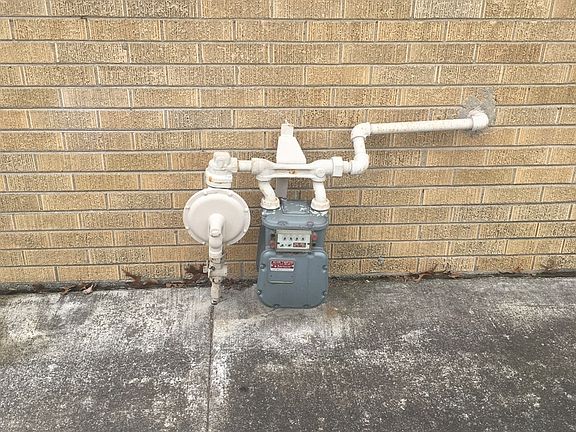 4th image of 111 S Belmont Ave