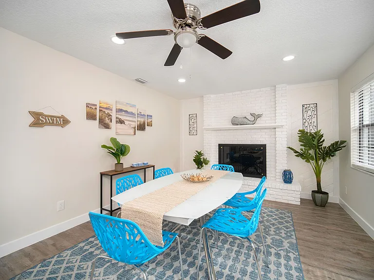 Winterhawk Dr — Photo 50