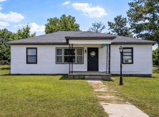 209 SW Main St, Keota, OK 74941