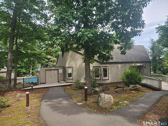 5th image of 6 Talcott Ridge Road #F