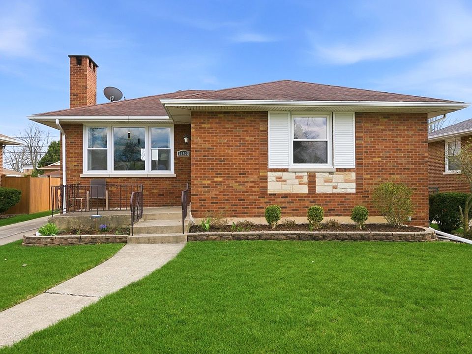 1st image of 10265 Dickens St