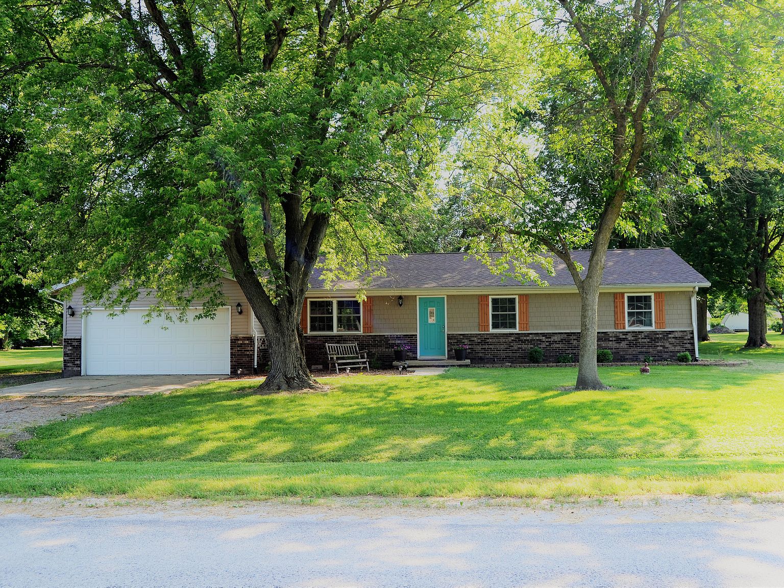 11907 Bubbling Well Rd, Glenarm, IL 62536 Zillow