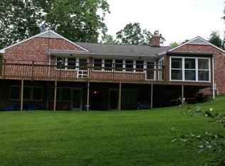 13382 Loyalty Rd, Leesburg, VA 20176