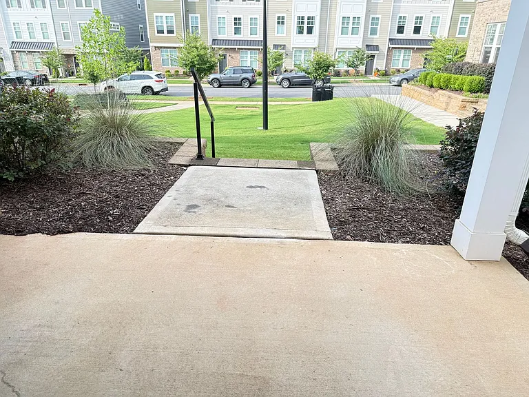 412 Hyco Ct — Photo 21