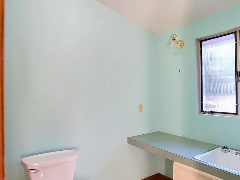 1806 Alta Vista Ave — Photo 34