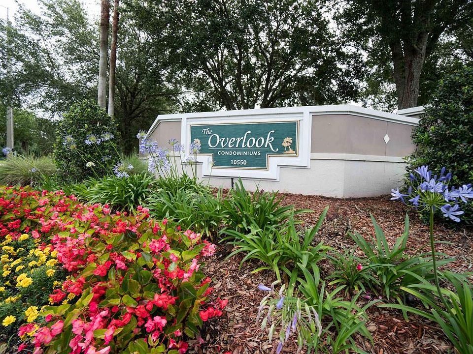 Overlook Gated Entrance