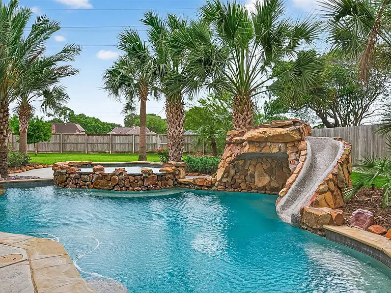 903 Sugarfield Ct — Photo 33