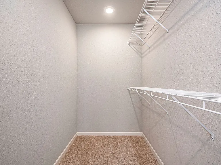 1305 Trailview Ct — Photo 15