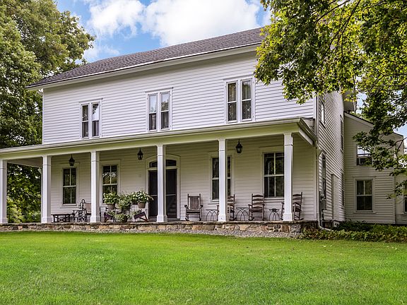 176 Pinesbridge Road