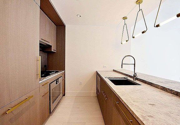 3rd image of 91 Leonard St #12A