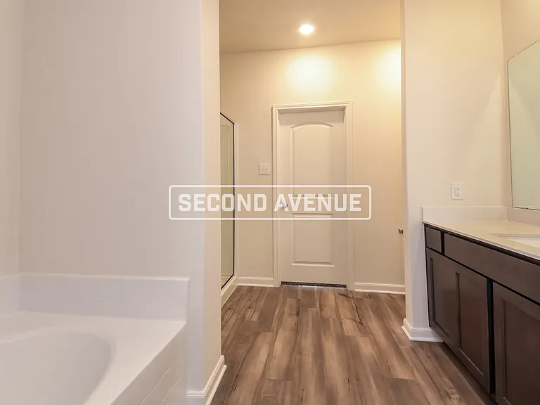 841 Serena Dr — Photo 10