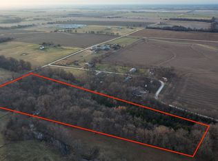 Warner Ave, Windsor, MO 65360