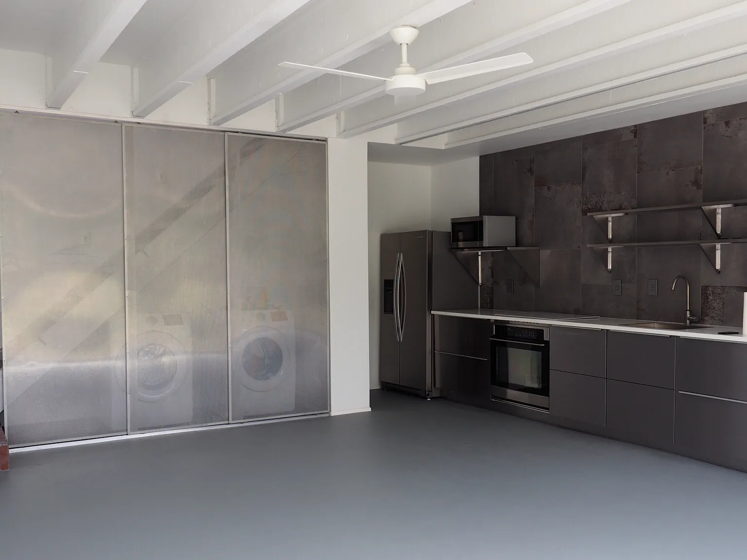 606 Forest St — Photo 2