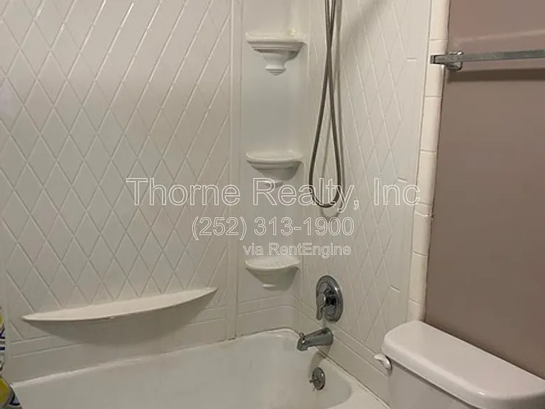 1409 Dogwood Ave — Photo 18