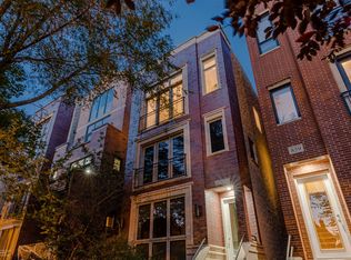 863 N Hermitage Ave #3, Chicago, IL 60622