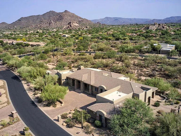 7610 E Soaring Eagle Way — Photo 3