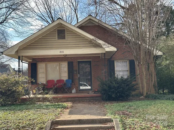 315 N Mulberry St, Statesville, NC 28677