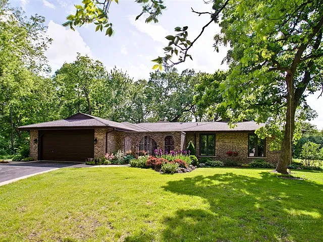 21670 Acorn Ct photo 1