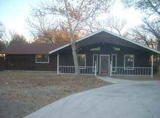 412 Wardlaw St, Sonora, TX 76950