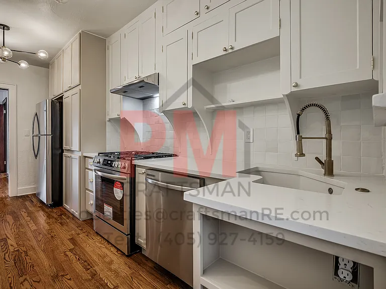 1712 N Pennsylvania Ave — Photo 24