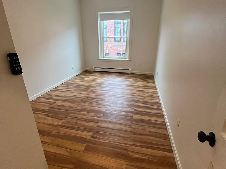 283 Water St #3C — Photo 7