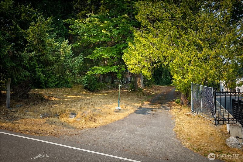 2nd image of 7915 240th Street SW