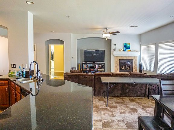 5th image of 2783 E Crescent Way