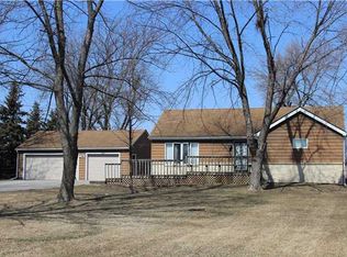 401 9th St NE, Altoona, IA 50009
