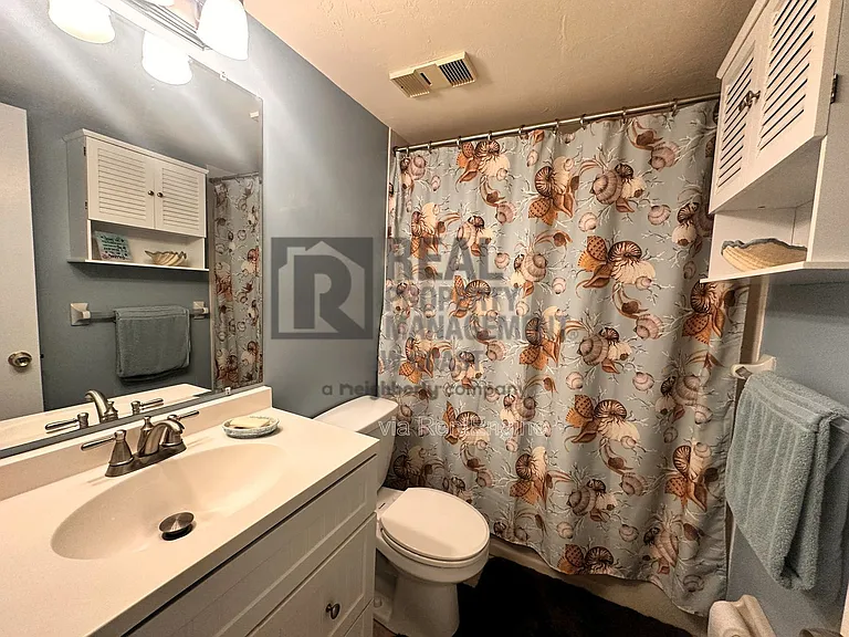 28100 Pine Haven Way #5 — Photo 15