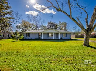 606 E Myrtle Ave, Foley, AL 36535