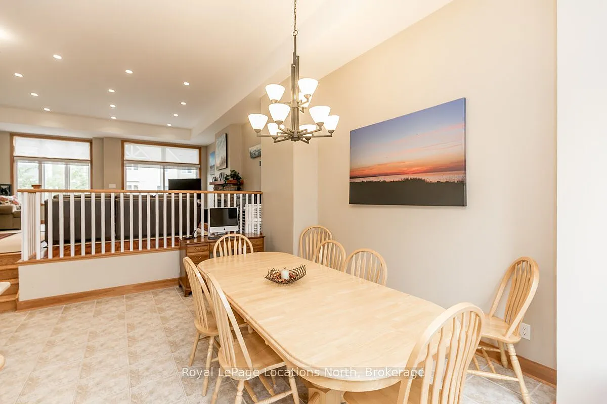 3 bed, $3,100 — Photo 4