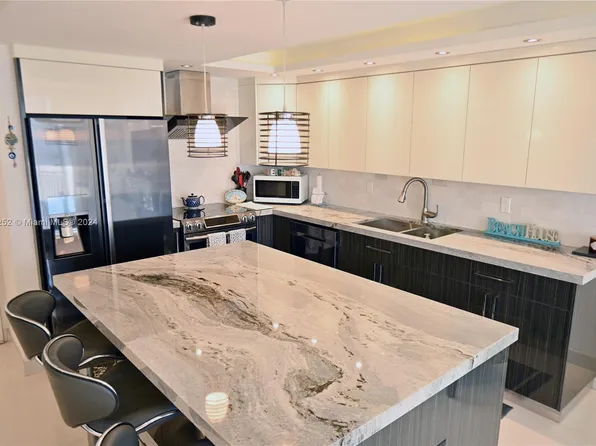 401 Ocean Dr APT 1015, Miami Beach, FL 33139