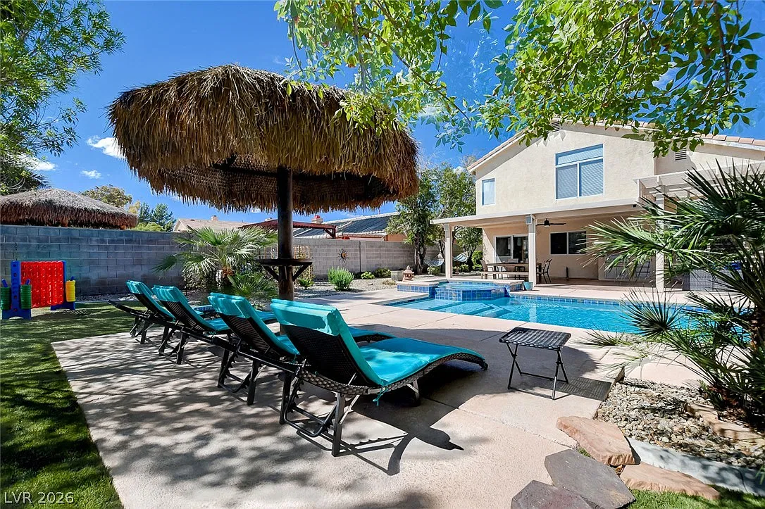 4 bed, 3.0 bath, 2177 sqft, $3,300 — Photo 4
