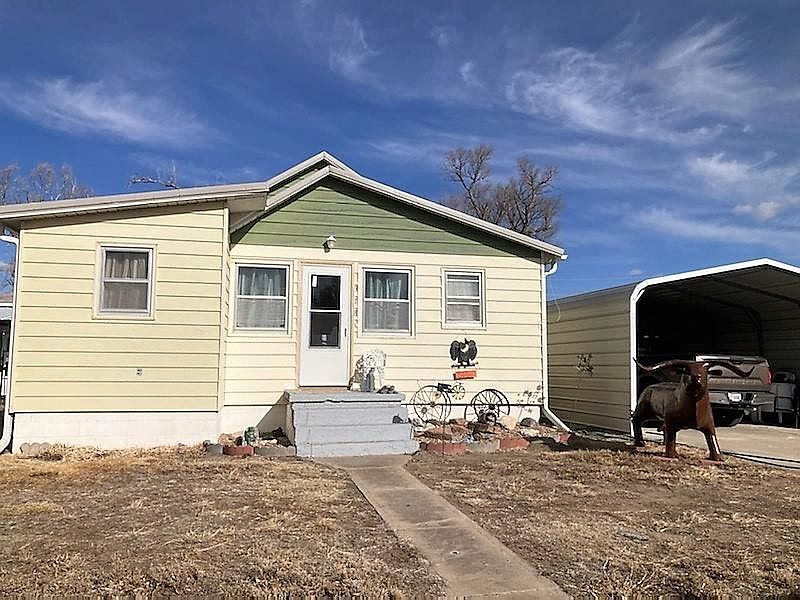 1st image of 318 W 5th St