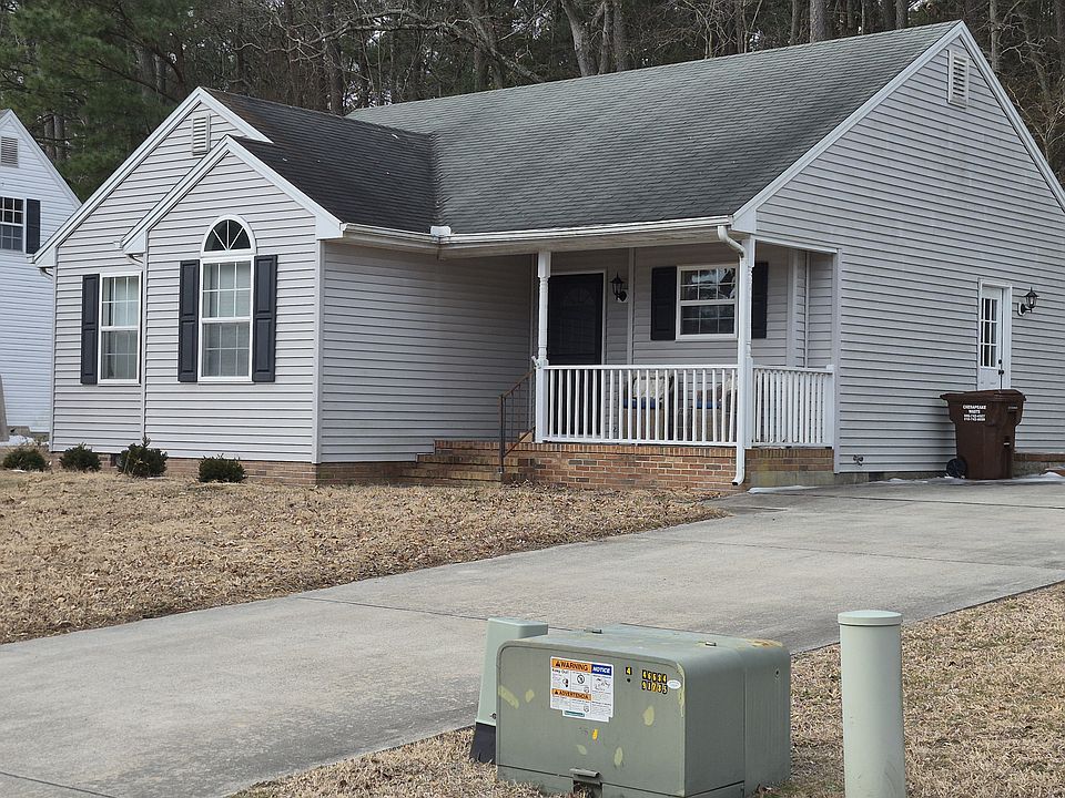 1st image of 149 Emily Dr