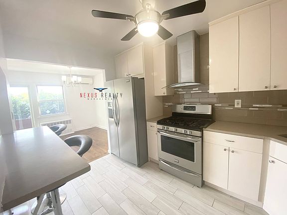 3rd image of 6309 Borden Ave