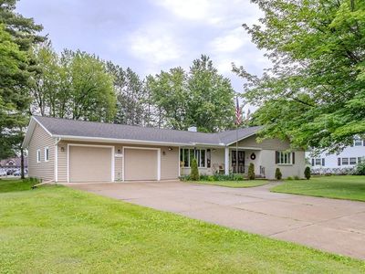 701 Tee Lane Dr, Merrill, WI, 54452